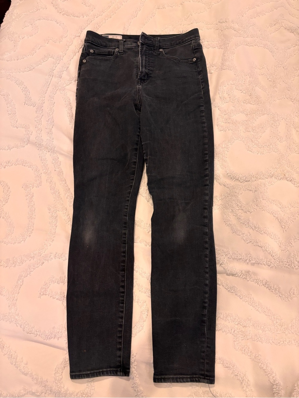GAP Women's Skinny Jeans in Washed Black